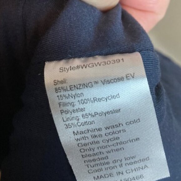 SALE Market & Spruce NWT Navy Quilted Vest Size M - Picture 6 of 6